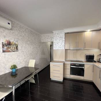 Сдается 2-х комнатная квартира, 60 м²