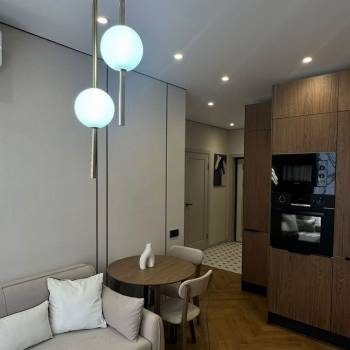 Продается 1-комнатная квартира, 35 м²