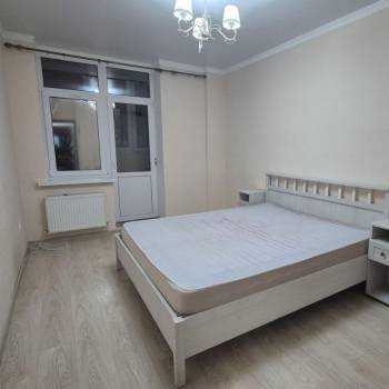 Сдается 2-х комнатная квартира, 70 м²