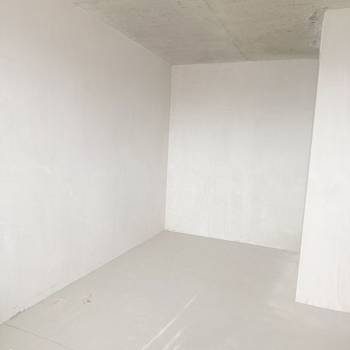 Продается 1-комнатная квартира, 37 м²