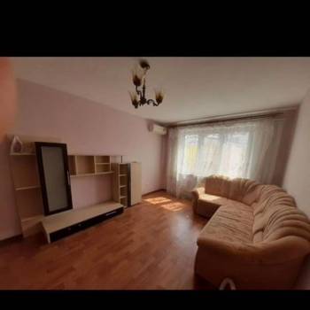 Продается 1-комнатная квартира, 37,2 м²