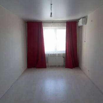 Продается 1-комнатная квартира, 37,5 м²