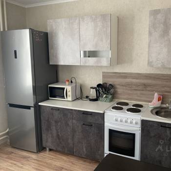 Продается 1-комнатная квартира, 43 м²