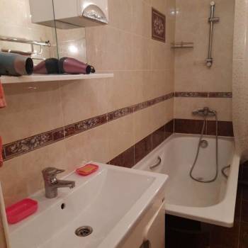 Сдается 2-х комнатная квартира, 60 м²