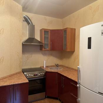 Сдается 1-комнатная квартира, 42 м²