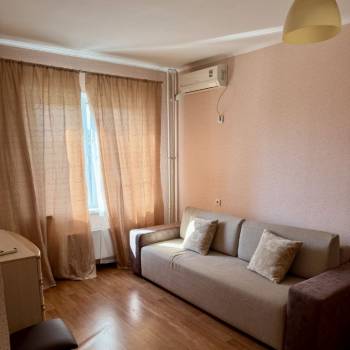 Сдается 1-комнатная квартира, 36 м²