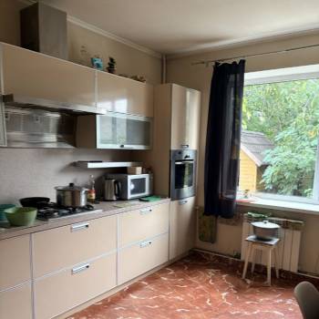 Продается Дом, 210 м²