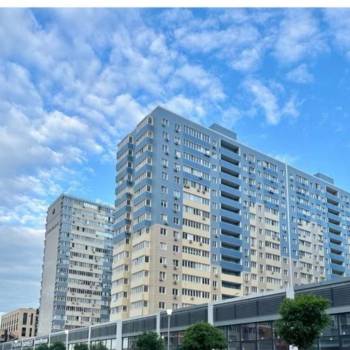 Продается 1-комнатная квартира, 53,7 м²