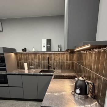 Сдается 1-комнатная квартира, 43 м²