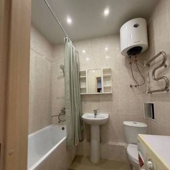 Продается 1-комнатная квартира, 32,9 м²