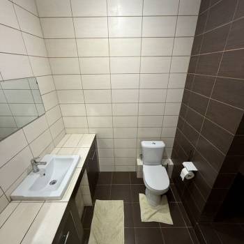 Сдается 1-комнатная квартира, 55 м²