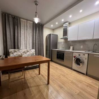 Сдается 1-комнатная квартира, 39 м²