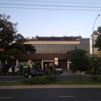 Сдается Нежилое помещение, 180 м²