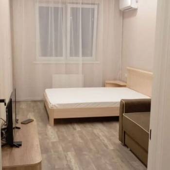 Сдается 1-комнатная квартира, 38 м²