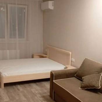 Сдается 1-комнатная квартира, 38 м²