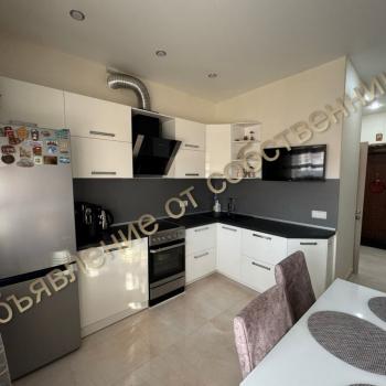 Продается 1-комнатная квартира, 36 м²