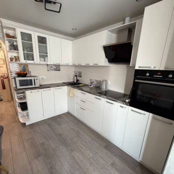 Продается 1-комнатная квартира, 43 м²