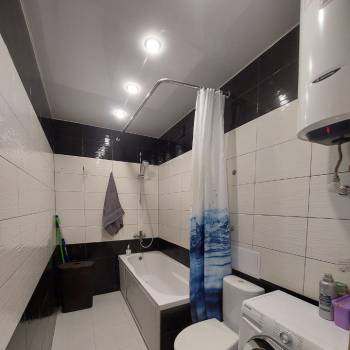 Продается 1-комнатная квартира, 50,7 м²