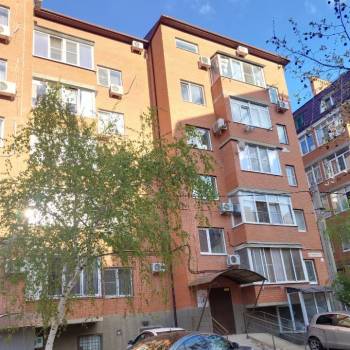 Продается 1-комнатная квартира, 36 м²