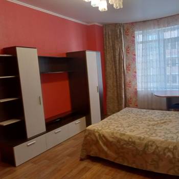 Сдается 1-комнатная квартира, 43 м²