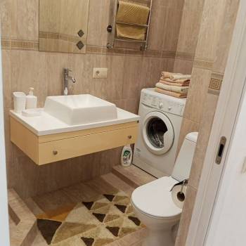 Продается 1-комнатная квартира, 32 м²