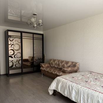 Сдается 1-комнатная квартира, 53,5 м²