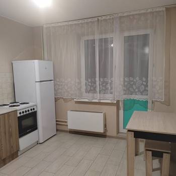 Продается 1-комнатная квартира, 39,7 м²