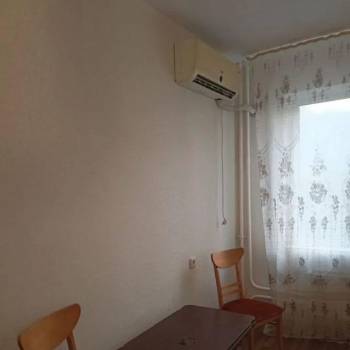 Сдается 1-комнатная квартира, 37 м²