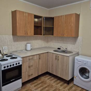 Сдается 1-комнатная квартира, 40 м²