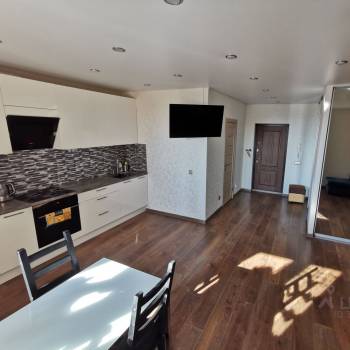 Сдается 1-комнатная квартира, 43 м²
