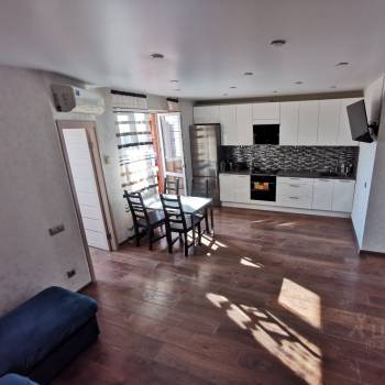 Сдается 1-комнатная квартира, 43 м²