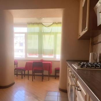 Продается 2-х комнатная квартира, 85 м²