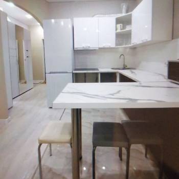 Продается 1-комнатная квартира, 30 м²