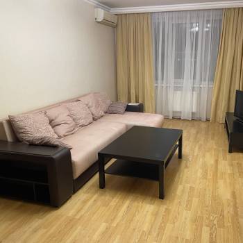 Сдается 2-х комнатная квартира, 69 м²