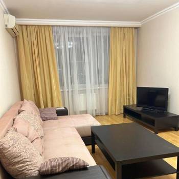 Сдается 2-х комнатная квартира, 69 м²