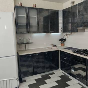 Сдается 1-комнатная квартира, 43 м²