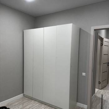 Продается 1-комнатная квартира, 42 м²
