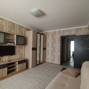 Сдается 1-комнатная квартира, 40 м²