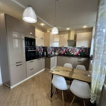 Сдается Многокомнатная квартира, 70 м²