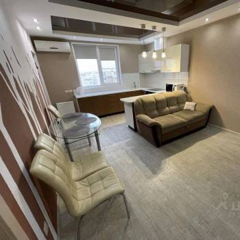 Сдается Многокомнатная квартира, 72 м²