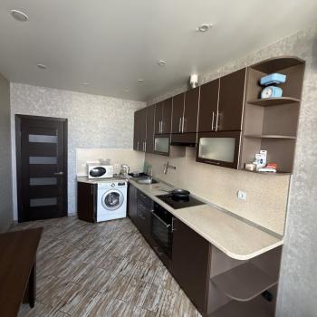 Сдается 1-комнатная квартира, 42 м²