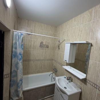 Сдается 1-комнатная квартира, 42 м²