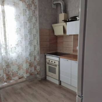 Сдается 1-комнатная квартира, 37,5 м²