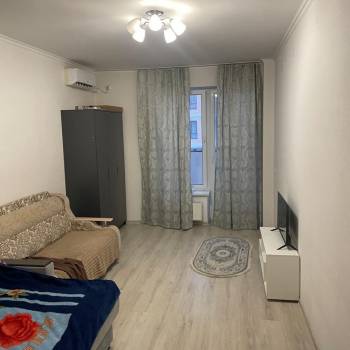 Продается 1-комнатная квартира, 50,4 м²