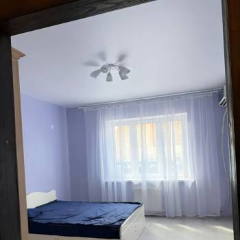 Сдается 1-комнатная квартира, 56 м²
