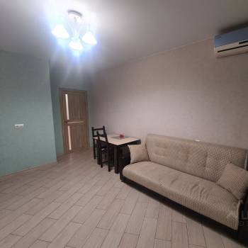 Сдается 1-комнатная квартира, 55 м²