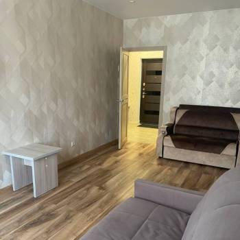 Сдается 1-комнатная квартира, 44 м²