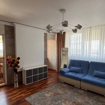 Продается 2-х комнатная квартира, 70 м²