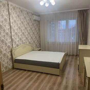 Продается 1-комнатная квартира, 40,9 м²