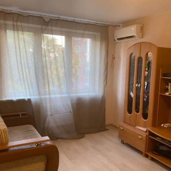 Сдается 1-комнатная квартира, 41 м²